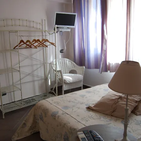 Nocleg ze śniadaniem Portatenea - Atenea Collection 4*